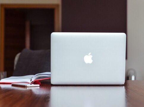 apple-macbook
